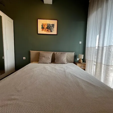 Sea View Apartment Flogita