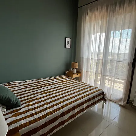Apartment Sea View Flogita